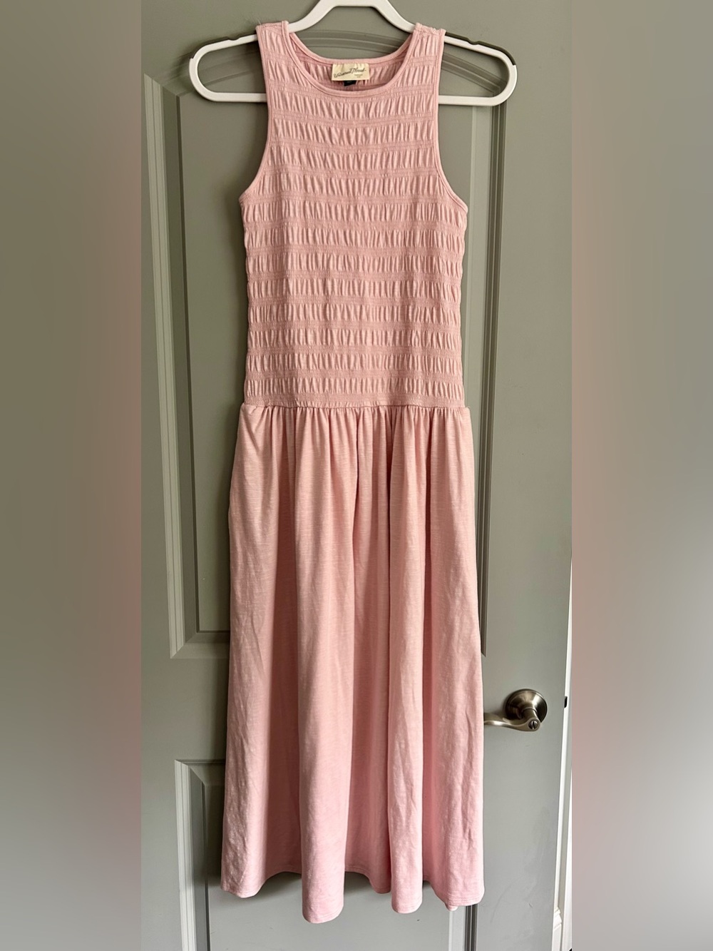 Universal Thread Pink Smocked Sleeveless Midi Dress NWT Size M - Picture 2 of 6